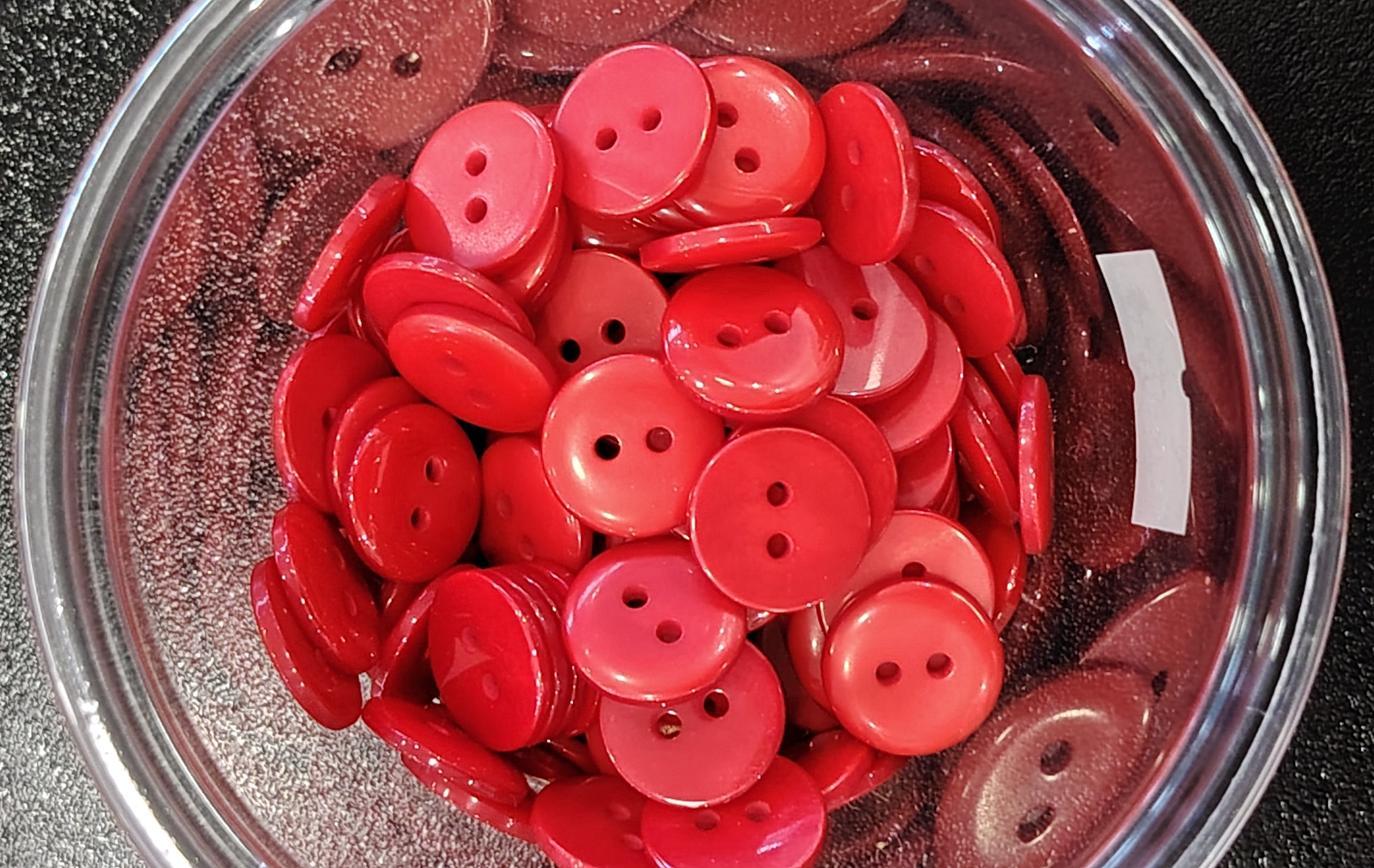 BOTON PEQUEÑO ROJO — MKS Mercería