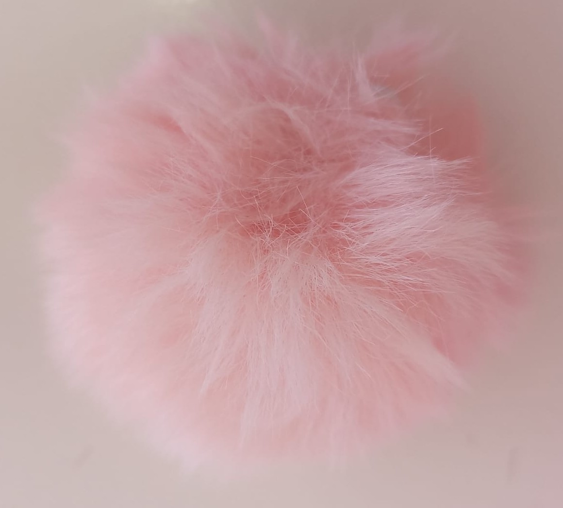 POMPON PELUDO PIEL 7CM — MKS Mercería