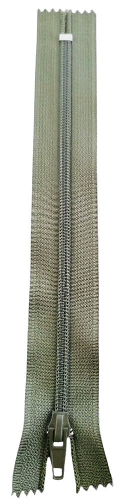 CIERRE NYLON COLOR VERDE MILITAR 20CM — MKS Mercería